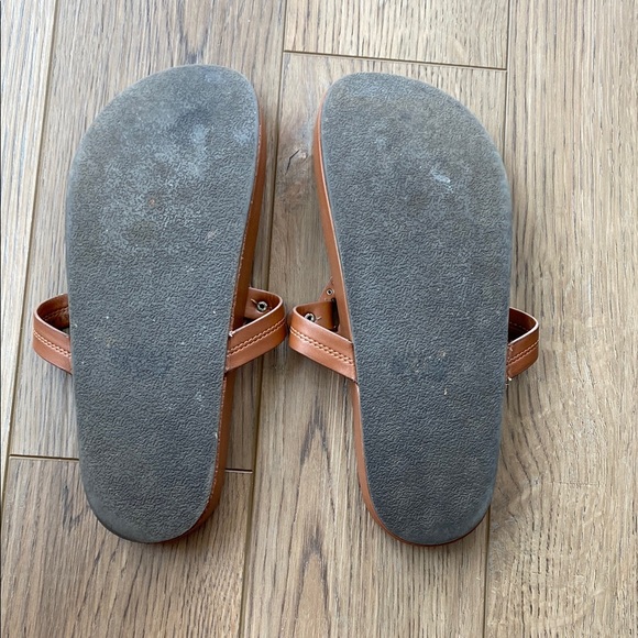 DV Dolce Vita | Pandora Sandals | Brown Sandals with Cutout Design | Size 8 - Picture 3 of 4